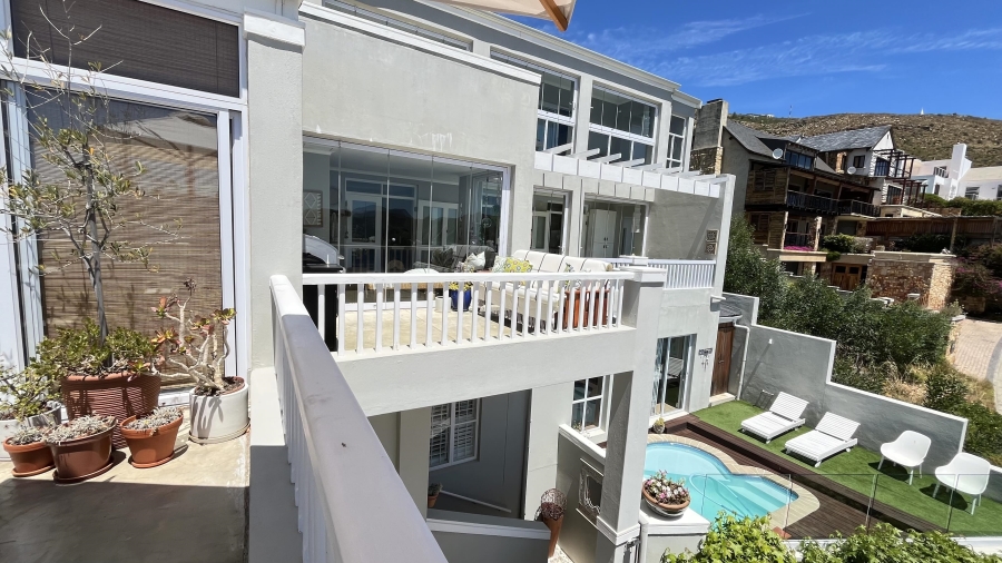 4 Bedroom Property for Sale in Simons Kloof Western Cape